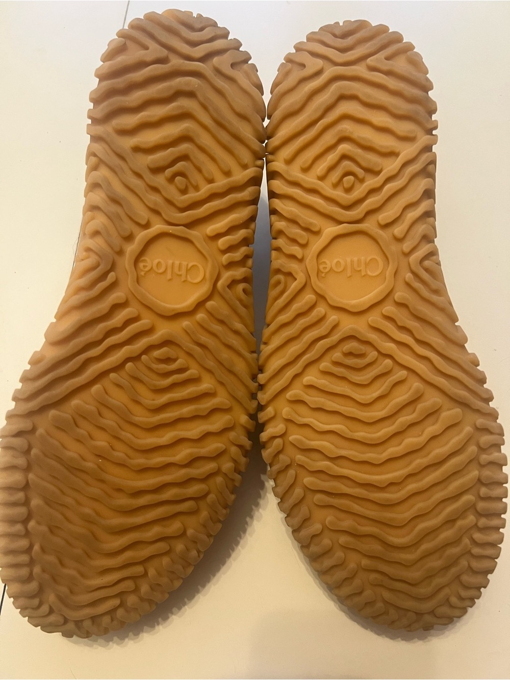 Chloé Franckie Low-Top Sneakers - Women's Size 40 - Picture 5 of 7